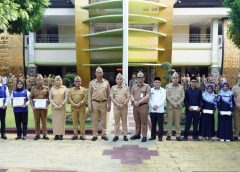 Gelar Apel Mingguan, Pemkot Serahkan Penghargaan Prestasi MTQ dan Peacemaker Justice Award